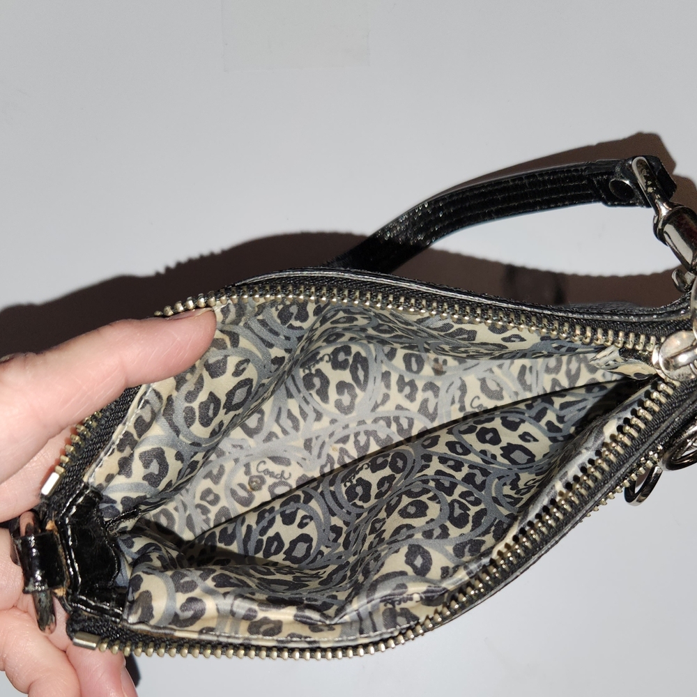 Coach Poppy Black Leather Mini Bag/Wristlet with Silver Accents - Picture 4 of 5